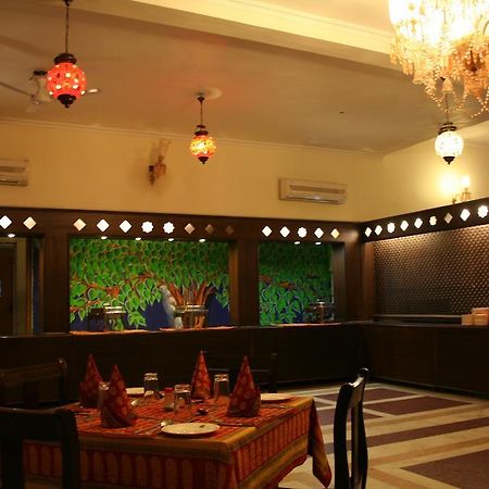 Hotel Pratap Palace Chittorgarh Εξωτερικό φωτογραφία